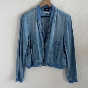 Urban Outfitters BDG Lyocell Front Zip Bomber Style Chambray Jacket Medium